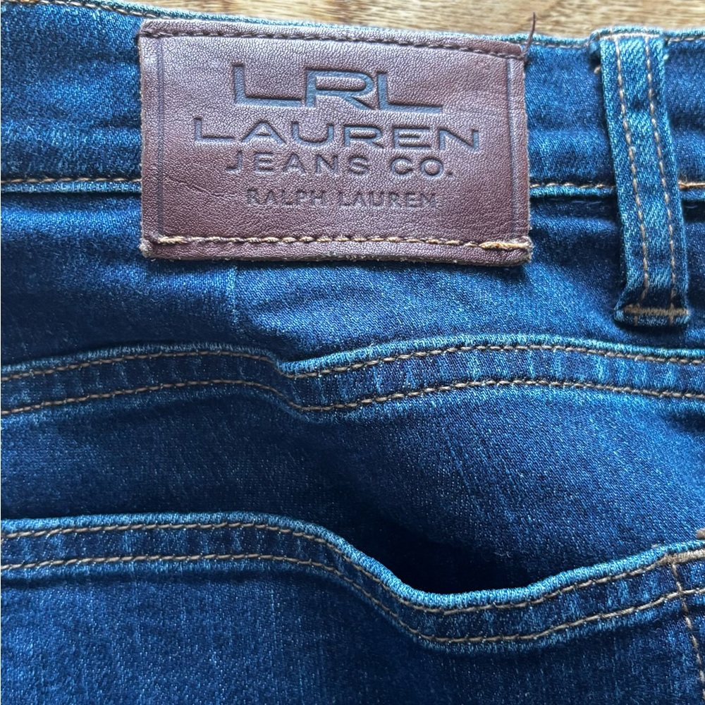 Lauren Ralph Lauren Women's Jeans in Dark Wash with Stretch - Picture 9 of 9